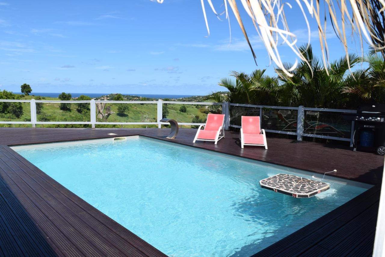Bungalow La Paillote Le Francois Bagian luar foto